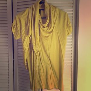 BCBG MaxAzria Yellow T shirt with scarf